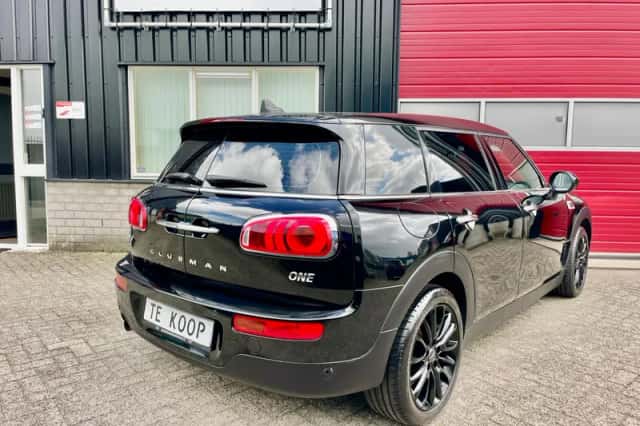 MINI Clubman (2019) thumbnail 2
