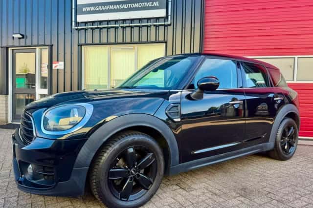 MINI Countryman (2018) thumbnail 1