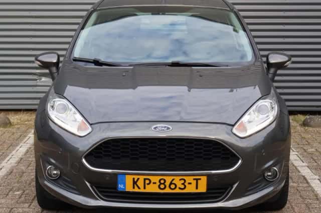 Ford Fiesta (2016) thumbnail 6