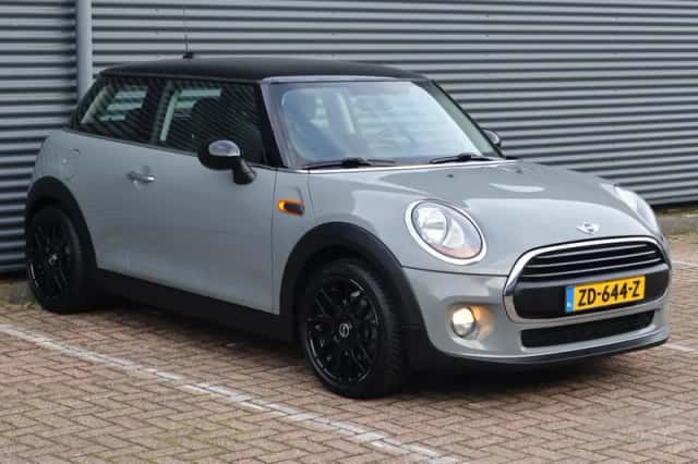 MINI One (2016) thumbnail 4