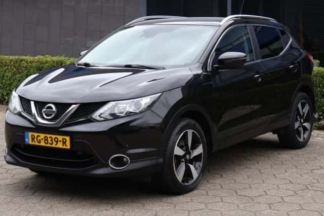 Nissan Qashqai (2017) thumbnail 1