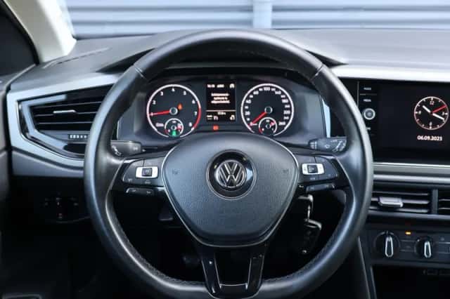 Volkswagen Polo (2018) thumbnail 3