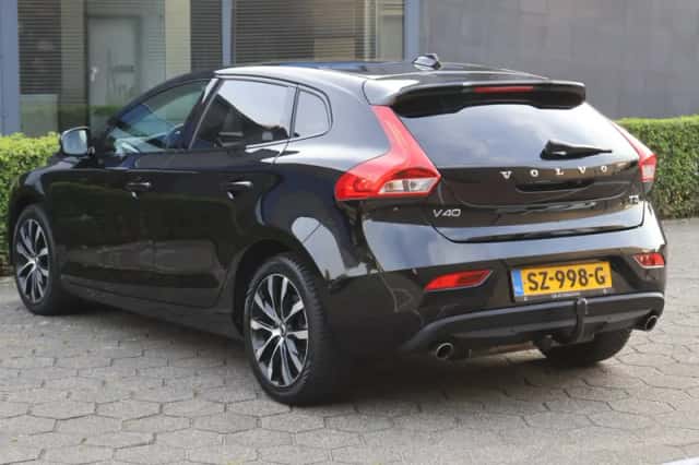 Volvo V40 (2018) thumbnail 5