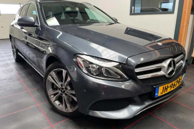 Mercedes-Benz C-Klasse (2016) thumbnail 4