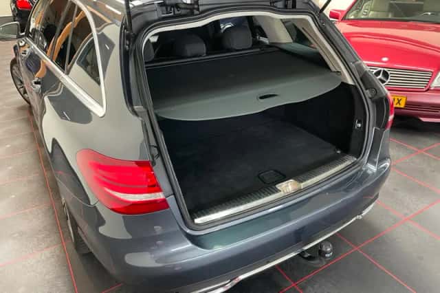 Mercedes-Benz C-Klasse (2016) thumbnail 5