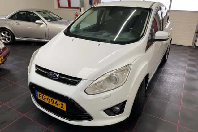 Ford C-Max (2013) thumbnail 1