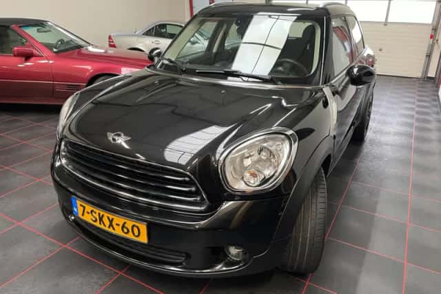 MINI Countryman (2013) thumbnail 1