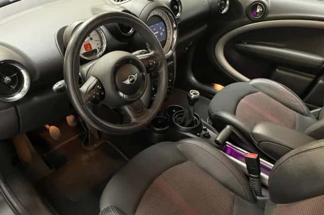 MINI Countryman (2013) thumbnail 6