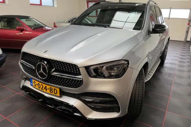 Mercedes-Benz GLE (2023) thumbnail 1