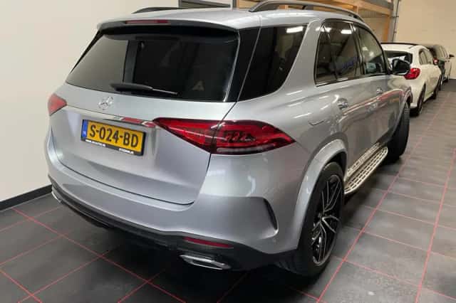 Mercedes-Benz GLE (2023) thumbnail 3