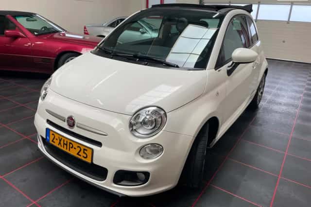 Fiat 500C (2014) thumbnail 1