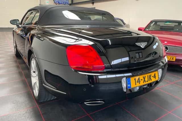 Bentley Continental GTC (2009) thumbnail 2