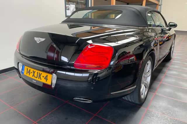Bentley Continental GTC (2009) thumbnail 3