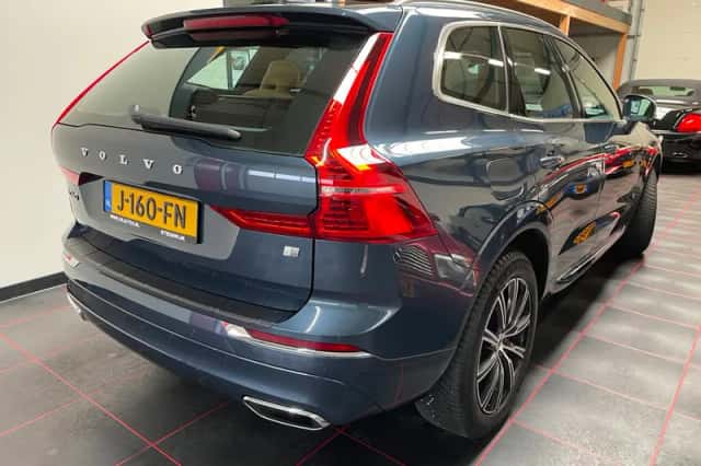 Volvo XC60 (2020) thumbnail 3