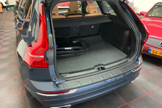 Volvo XC60 (2020) thumbnail 5