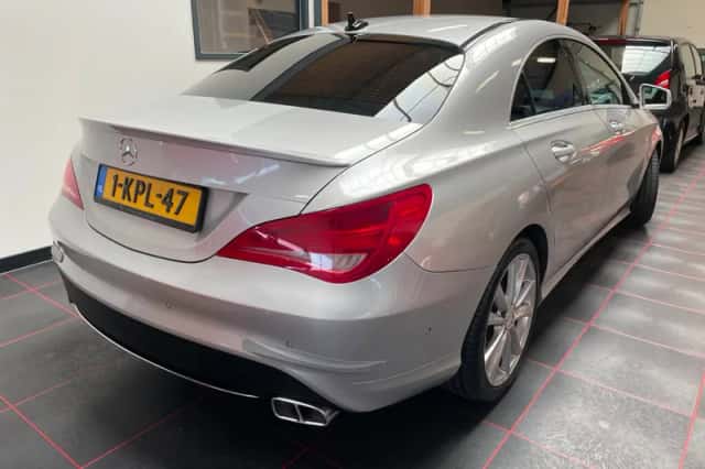 Mercedes-Benz CLA-Klasse (2013) thumbnail 3
