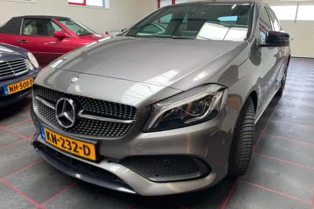 Mercedes-Benz A-Klasse (2016) thumbnail 1