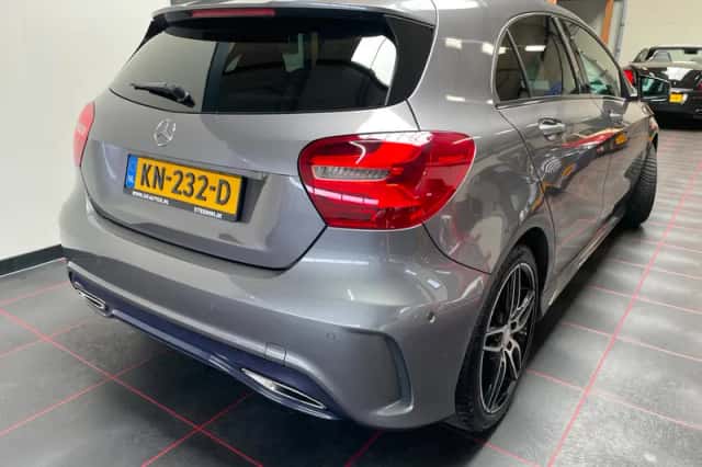 Mercedes-Benz A-Klasse (2016) thumbnail 3