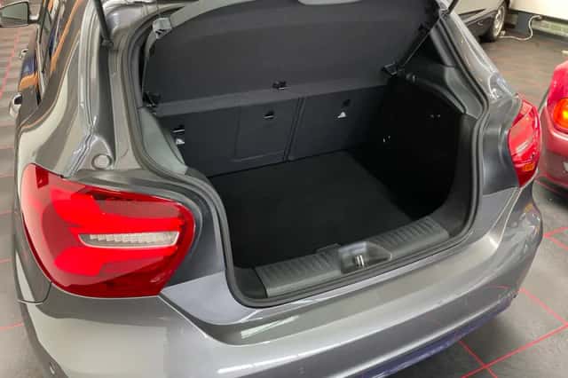 Mercedes-Benz A-Klasse (2016) thumbnail 5