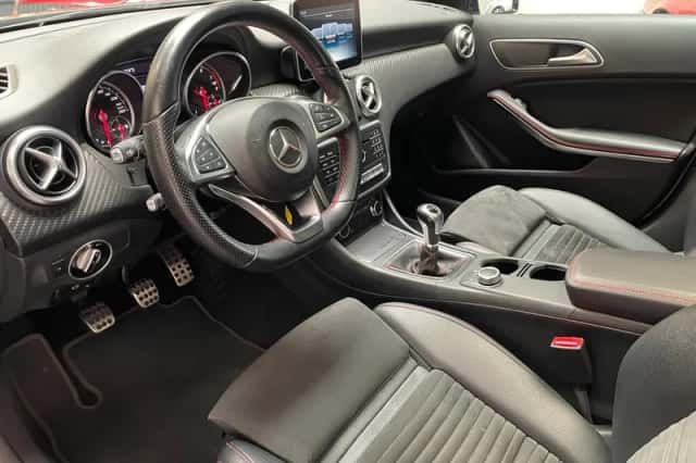Mercedes-Benz A-Klasse (2016) thumbnail 6
