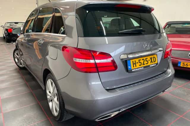 Mercedes-Benz B-Klasse (2016) thumbnail 2