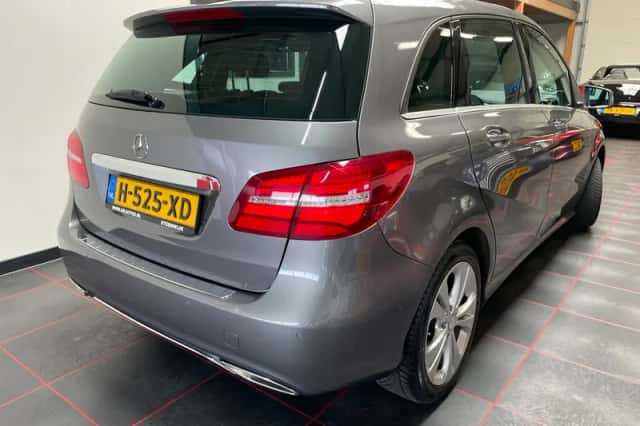 Mercedes-Benz B-Klasse (2016) thumbnail 3