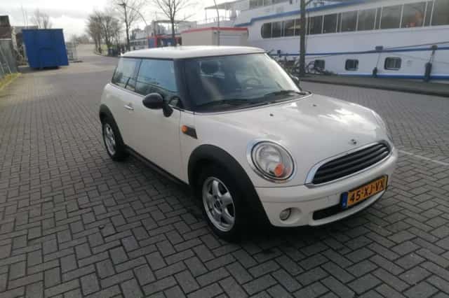 MINI One (2007) thumbnail 1