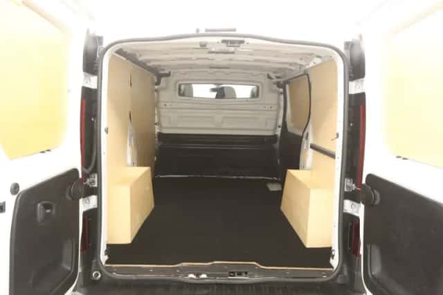 Renault Trafic (2021) thumbnail 3
