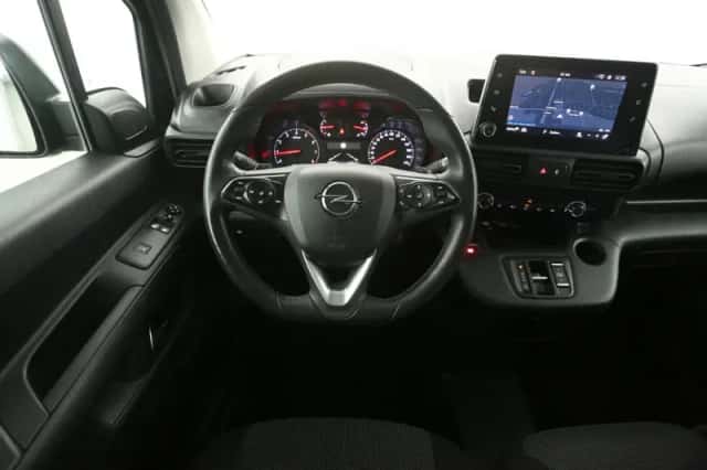 Opel Combo (2024) thumbnail 2