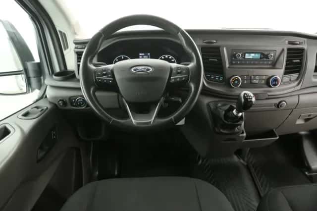 Ford Transit (2021) thumbnail 2