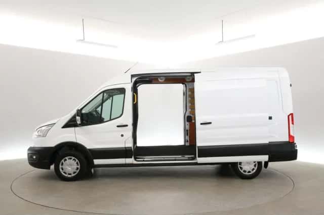 Ford Transit (2021) thumbnail 4