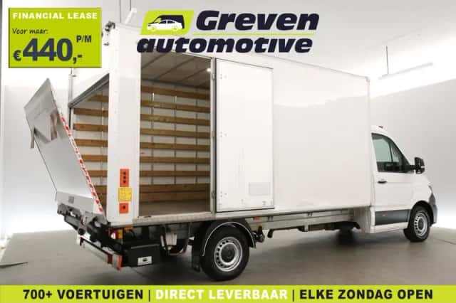 Volkswagen Crafter (2021) thumbnail 1