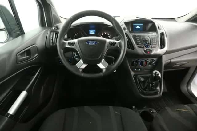 Ford Transit Connect (2015) thumbnail 2