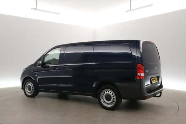 Mercedes-Benz Vito (2022) thumbnail 6