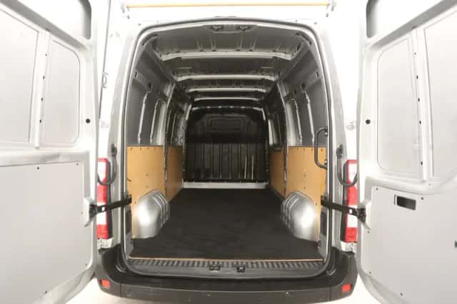 Opel Movano (2020) thumbnail 3