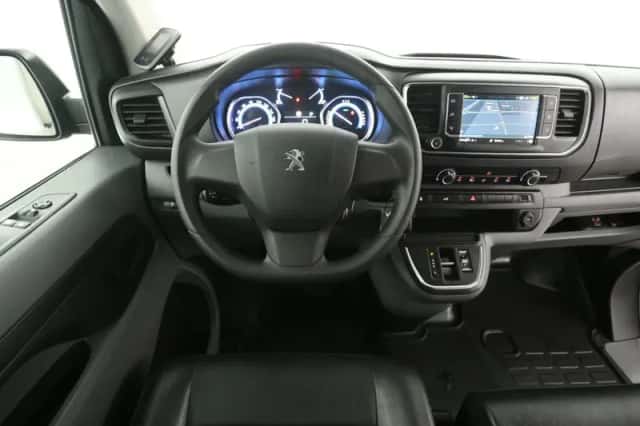 Peugeot E-Expert (2022) thumbnail 2