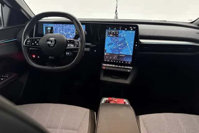 Renault Mégane (2022) thumbnail 2
