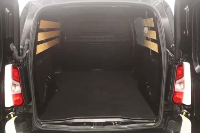Opel Combo (2020) thumbnail 3