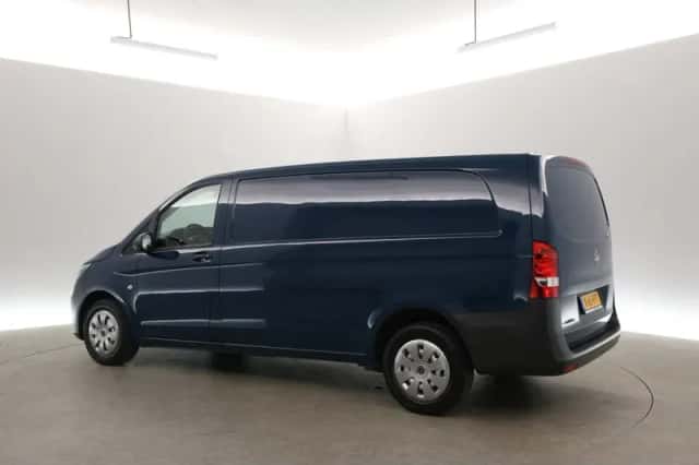 Mercedes-Benz Vito (2020) thumbnail 4