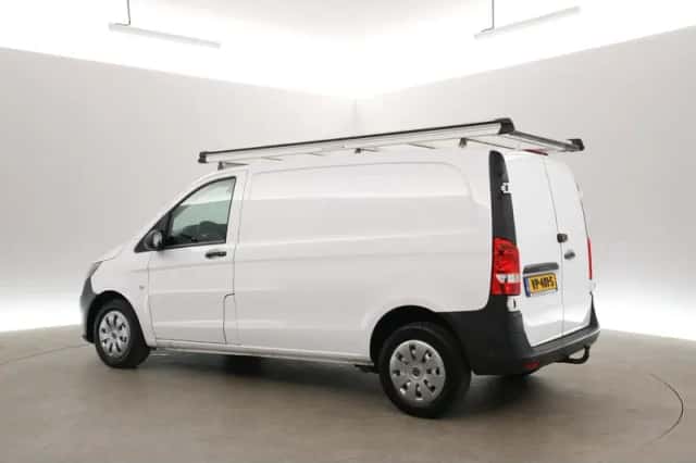 Mercedes-Benz Vito (2015) thumbnail 4
