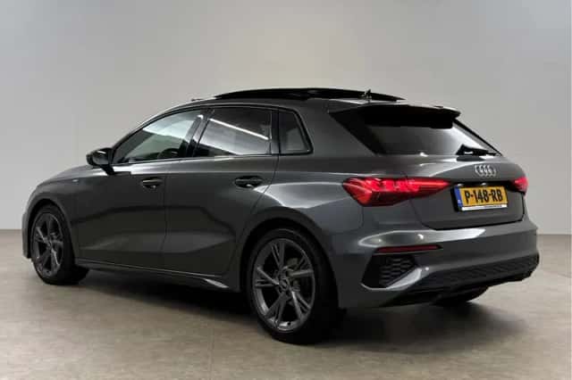Audi A3 (2022) thumbnail 3