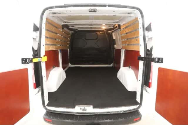 Ford Transit Custom (2018) thumbnail 3