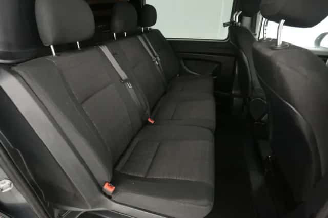 Mercedes-Benz Vito (2015) thumbnail 3