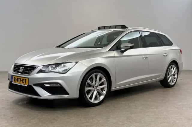 SEAT Leon (2017) thumbnail 6