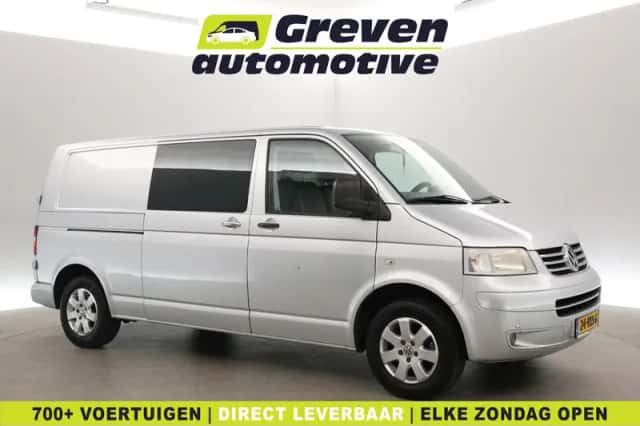 Volkswagen Transporter (2009) thumbnail 1