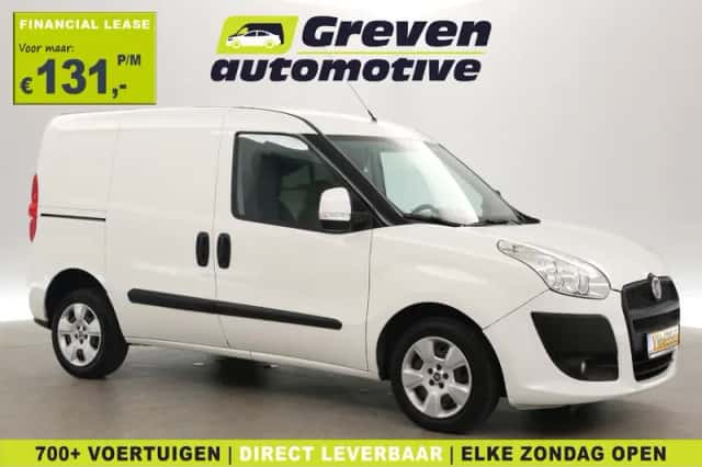 Fiat Doblò (2015) thumbnail 1
