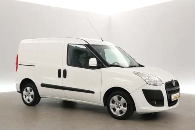 Fiat Doblò (2015) thumbnail 6