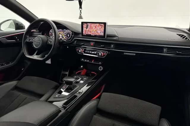 Audi A5 (2017) thumbnail 4