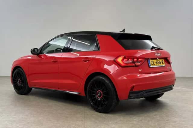 Audi A1 (2019) thumbnail 3