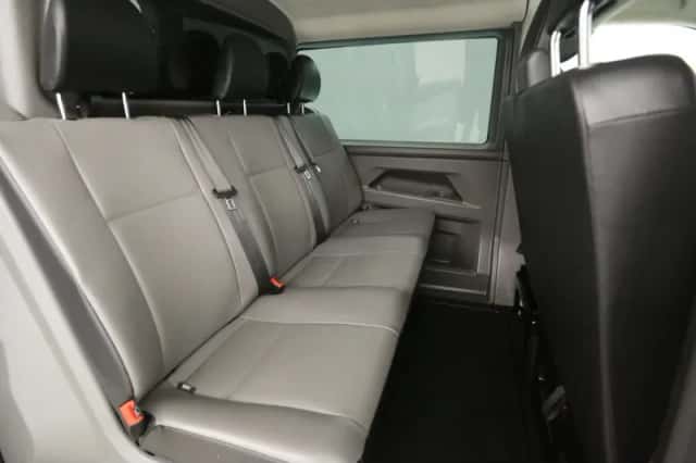 Volkswagen Transporter (2022) thumbnail 3